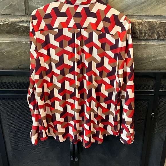 Classiques Entier Women’s Silk Geometric Patterned Blouse - Picture 2 of 5